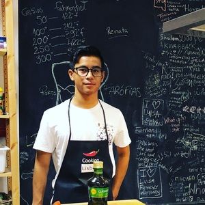 Meet your Posher, Phelixx